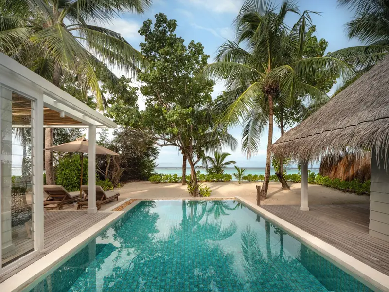 Deluxe-beach-villa-suite-with-pool-exterior-deck.jpg