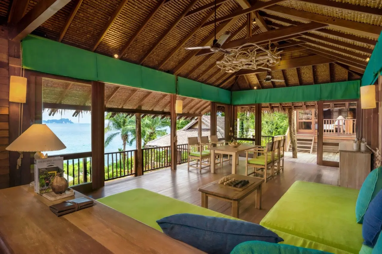 09-SixSensesYaoNoi-The-Ocean-Retreat-LivingRoom