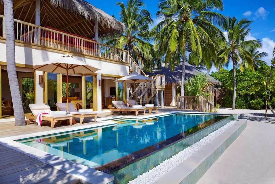 9_Two-Bedroom-Ocean-Beach-Villa-with-Pool_exterior-1
