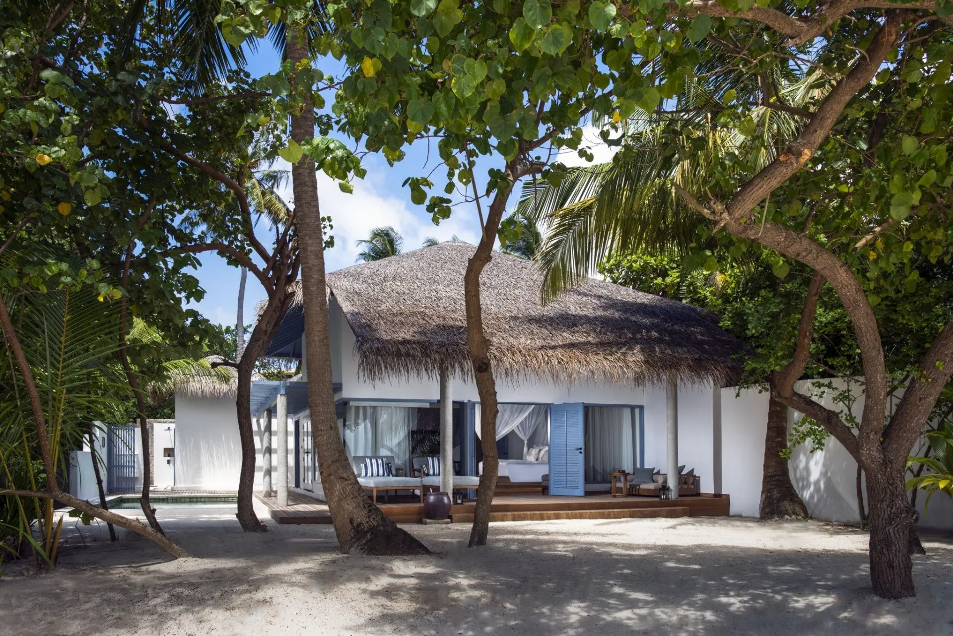 4-Beach-Villa-Exterior-Day