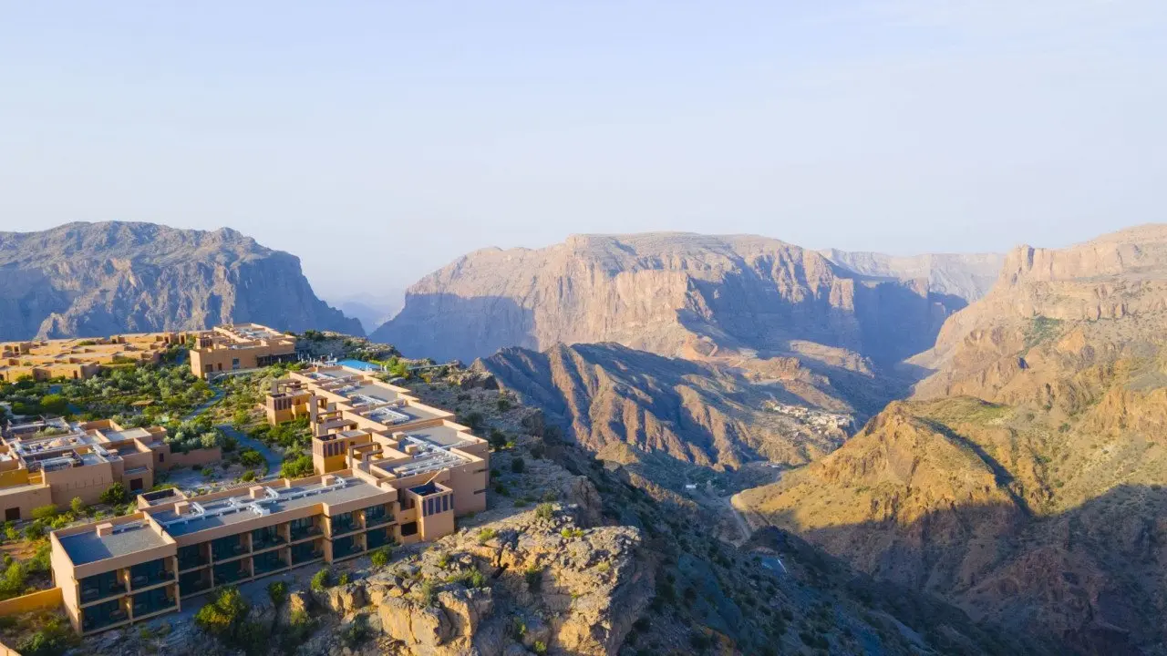 Anantara_Al_Jabal_Al_Akhdar_Resort_Exterior_View_Overview2