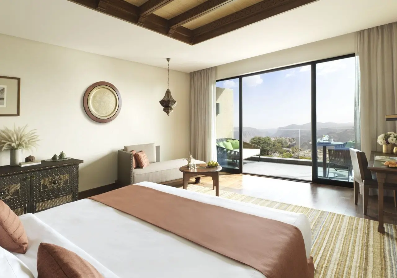 Anantara_Al_Jabal_Al_Akhdar_Resort_Guest_room_Premier_Canyon_View_Room-1