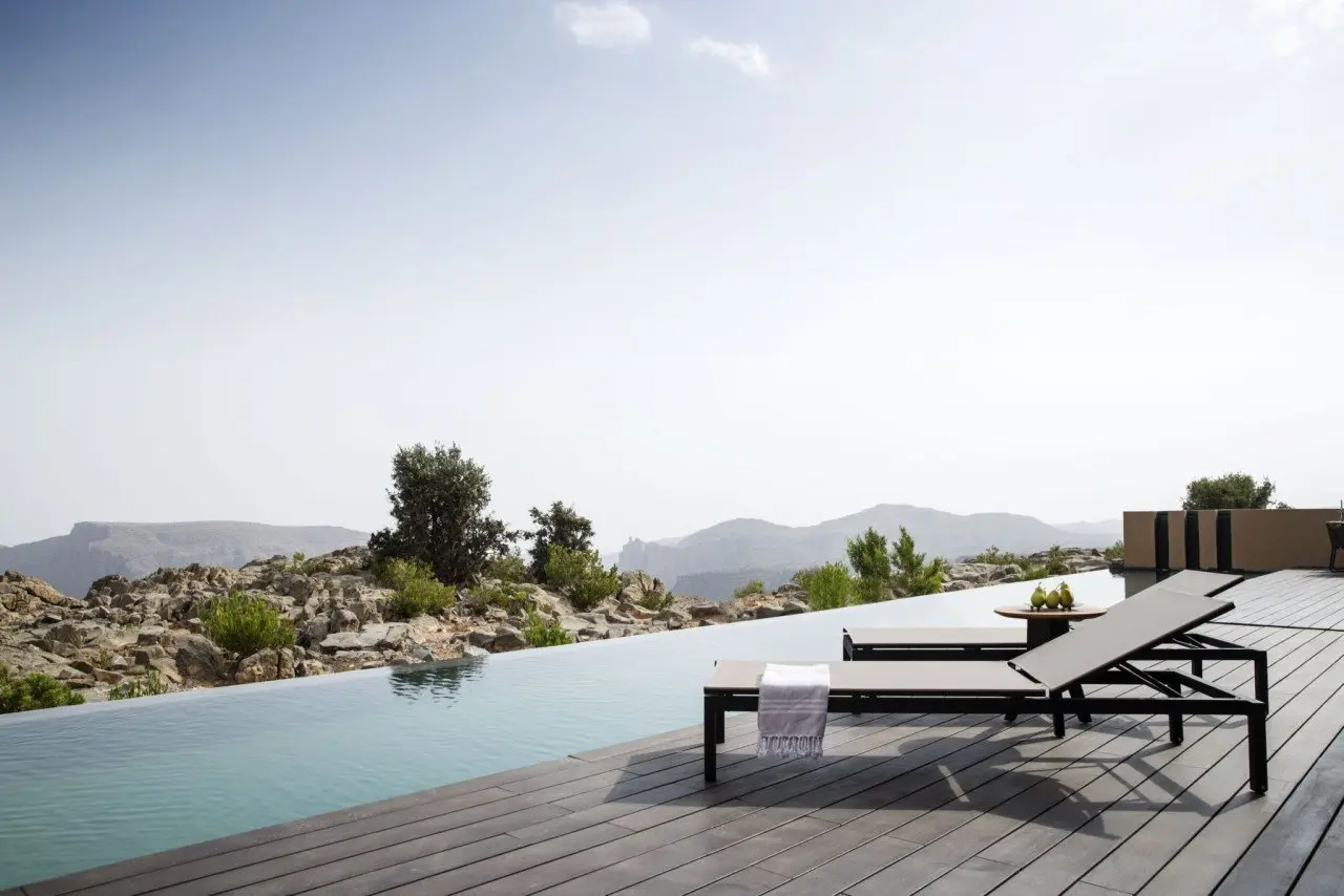 Anantara_Al_Jabal_Al_Akhdar_Resort_Guest_room_amenity_One_Bedroom_Cliff_Pool_Villa_Private_Pool