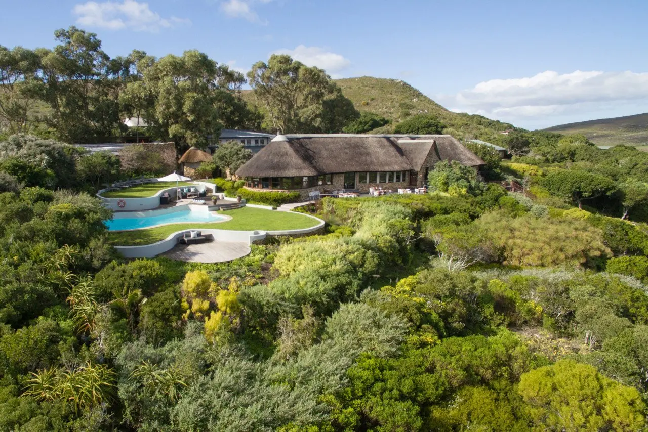 web-grootbos-accommodation-garden-lodge-exterior-04