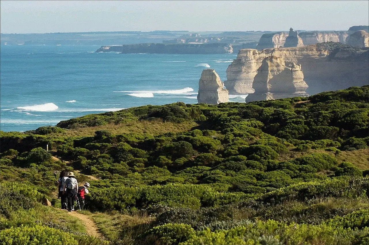 Kopie-Twelve-Apostles-Lodge-Walk