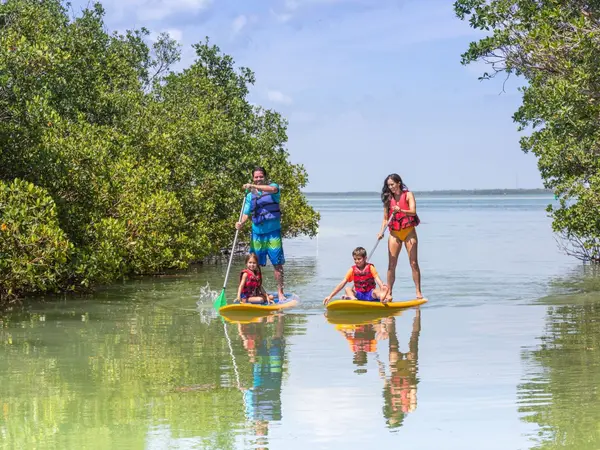 small©visitflorida_17.11.23-2