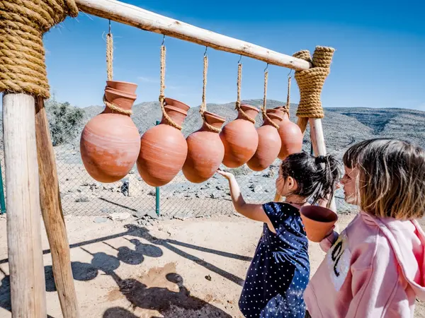 small_Alila-Jabal-Akhdar-The-Alila-Experience-The-Butterfly-Trail-15