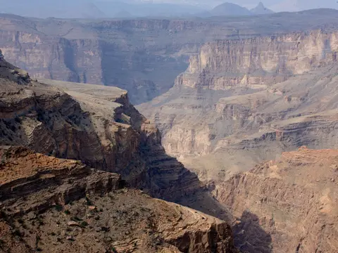 small_Alila-Jabal-Akhdar-Journey-Cliff-04-1