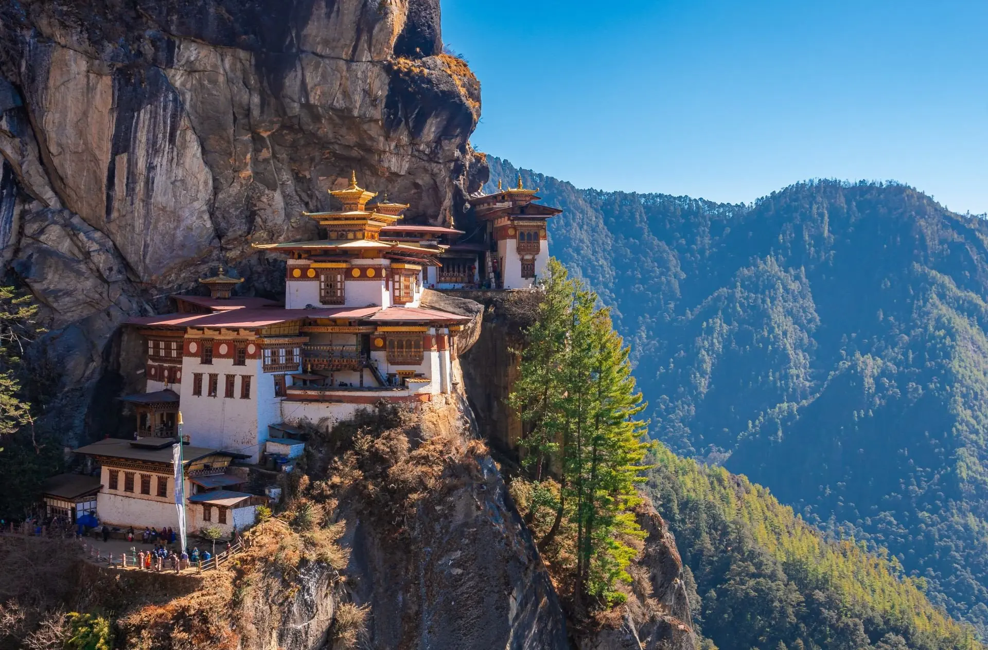 small_11a_Tigers-Nest-Monastery-–-Get-it-on-your-bucket-list