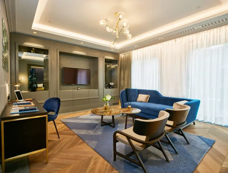 Executive Suite (2)