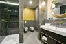 Executive suite_bathroom (1)