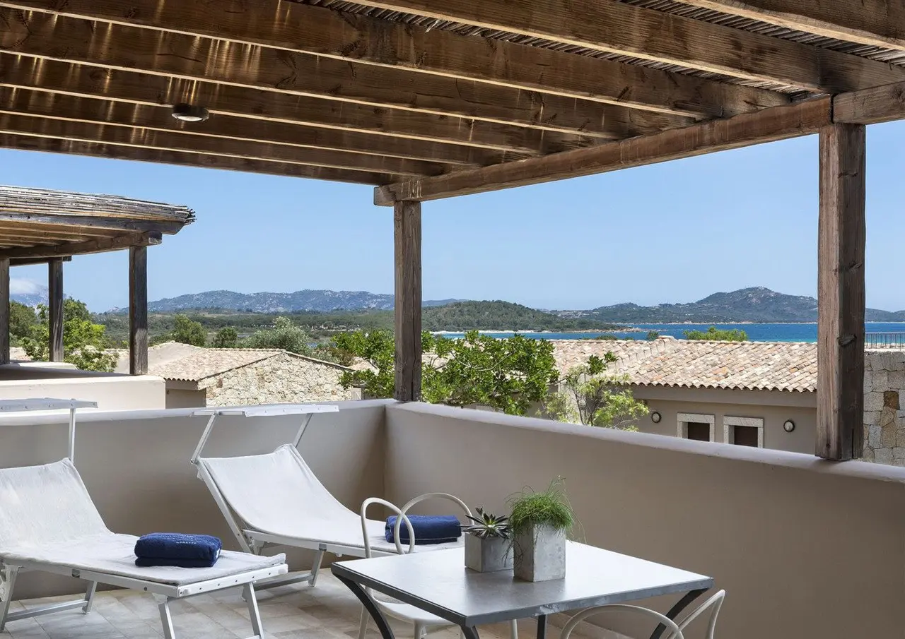 Baglioni_Resort_Sardinia_Sea_View_Suite_Veranda