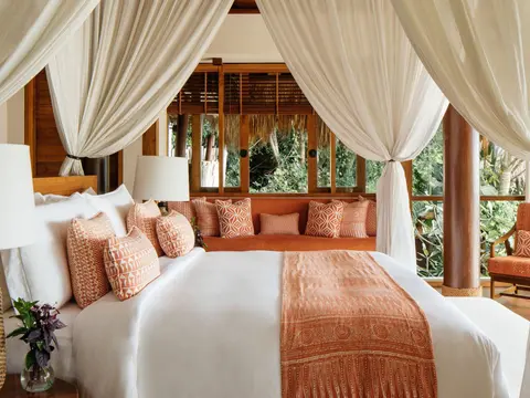 small_ReadMcKendree_2017-06-8-Nihiwatu-98