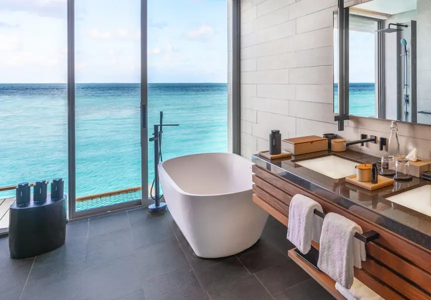 Alila Kothaifaru Maldives - Lagoon Water Villa - Bathroom