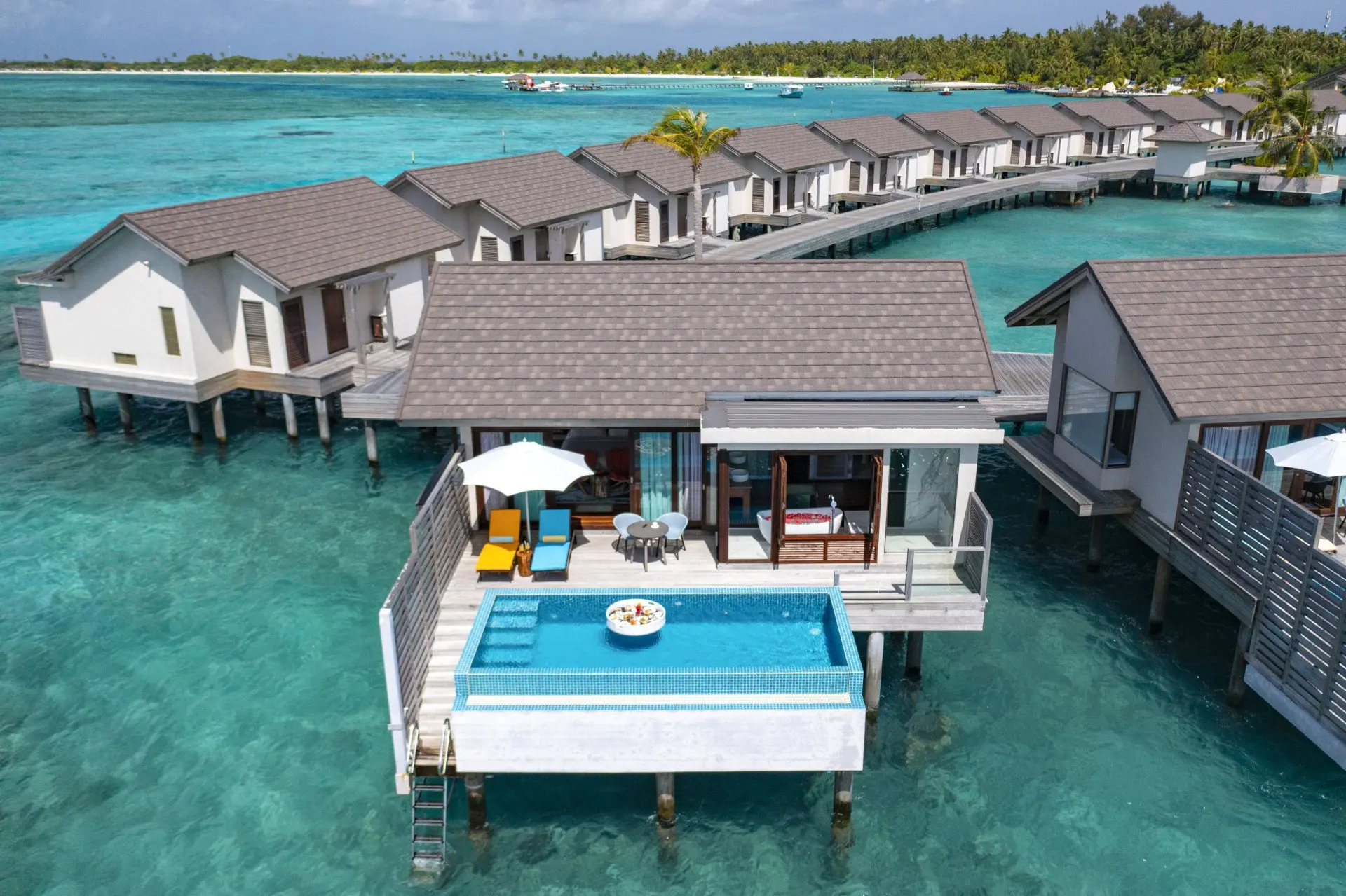 ATMOSPHERE KANIFUSHI MALDIVES - WATER VILLA - AERIAL - EXTERIOR VIEW 01 - 09_2023