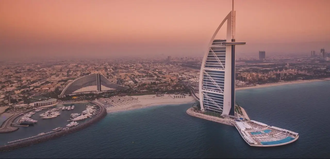 Burj-Al-Arab-Jumeirah-The-Terrace-Twin-Aerial-Pink-2-Copy-e1518778272423