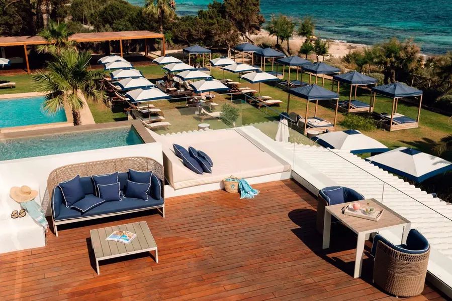 HIGH-room-gecko-loft-terrace-hotel-beach-club-formentera