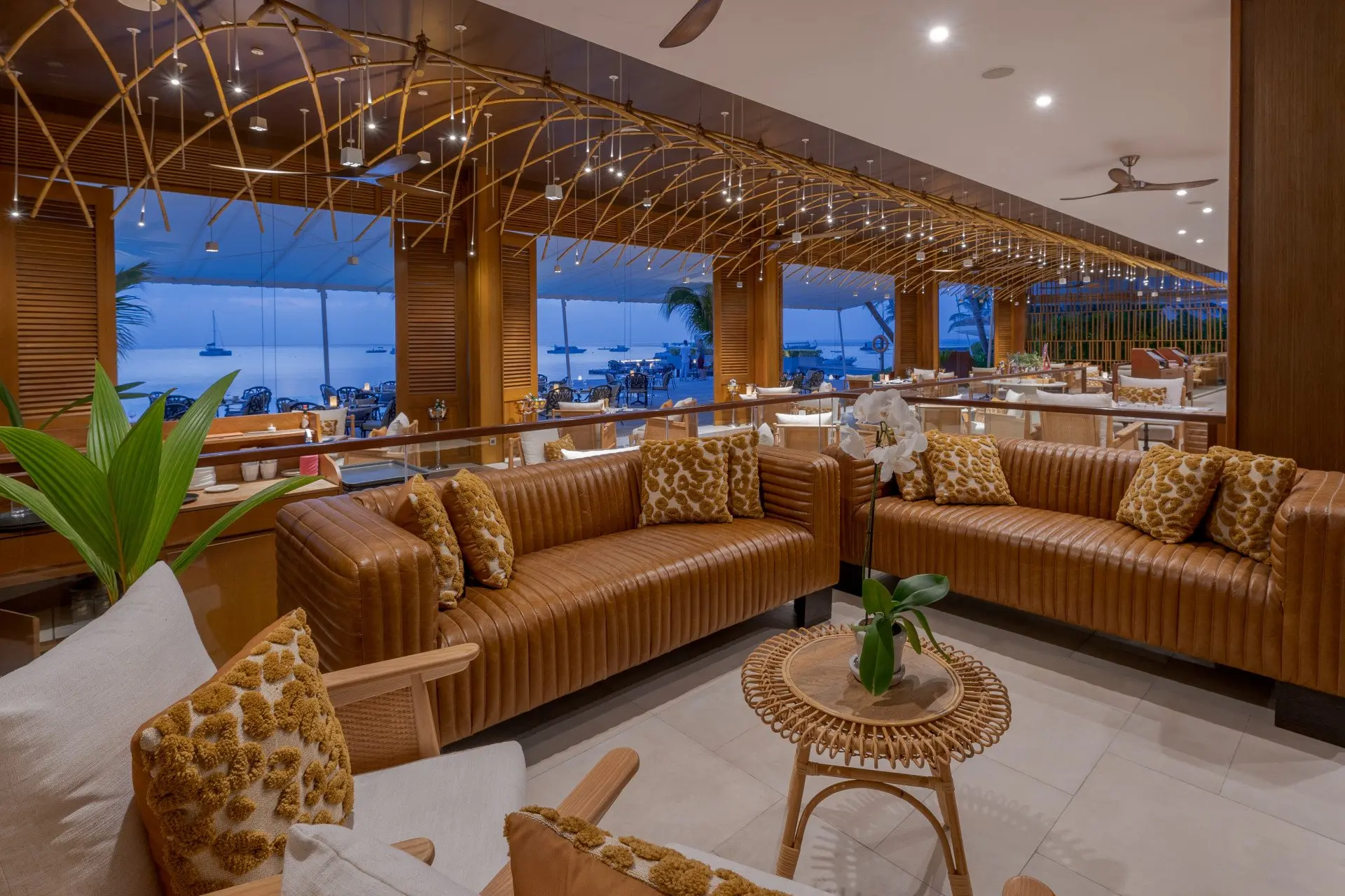 Jumeirah Maldives - Kayto - Waiting Lounge 2