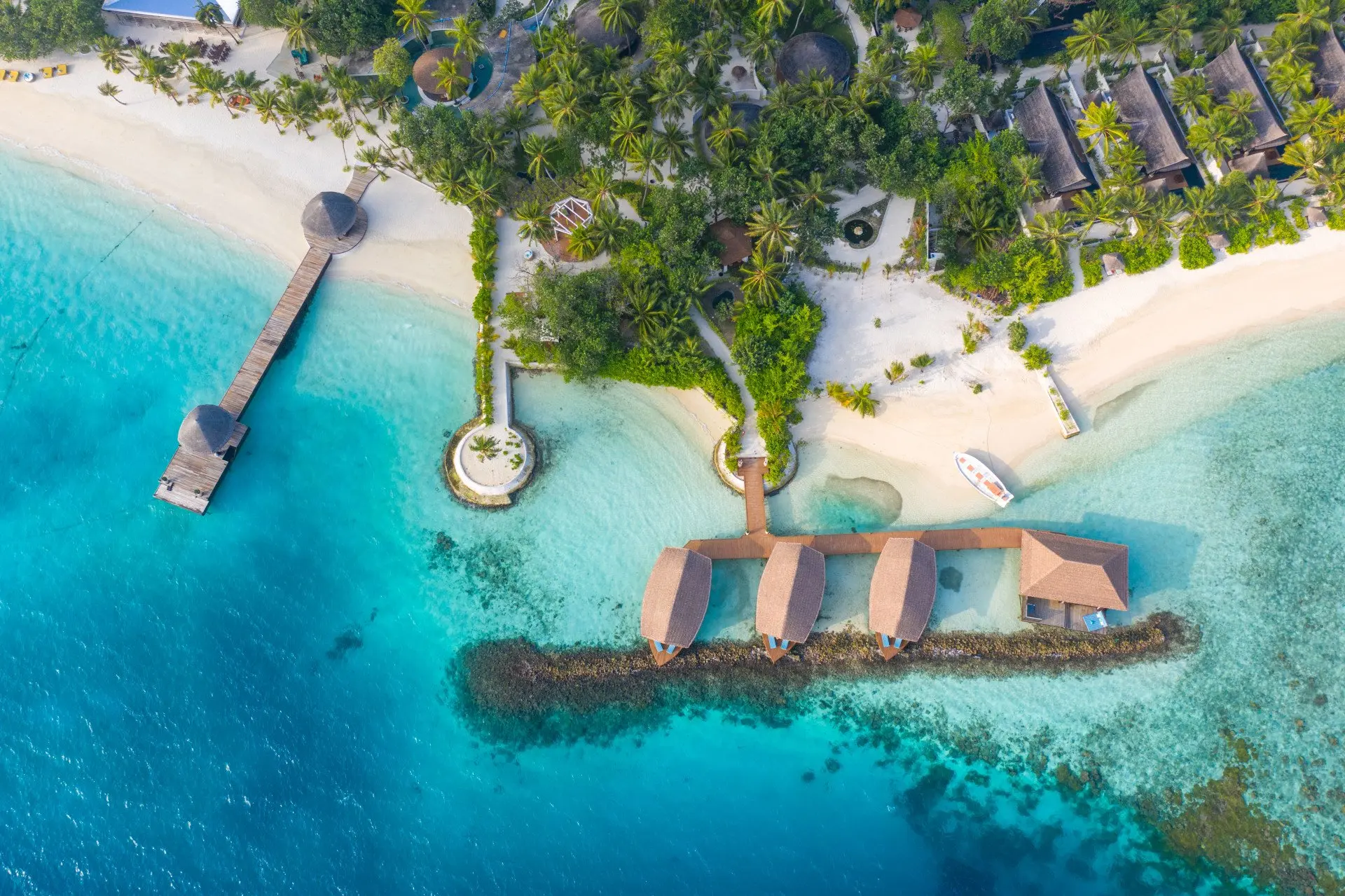 OZEN RESERVE BOLIFUSHI - Island Aerial 8