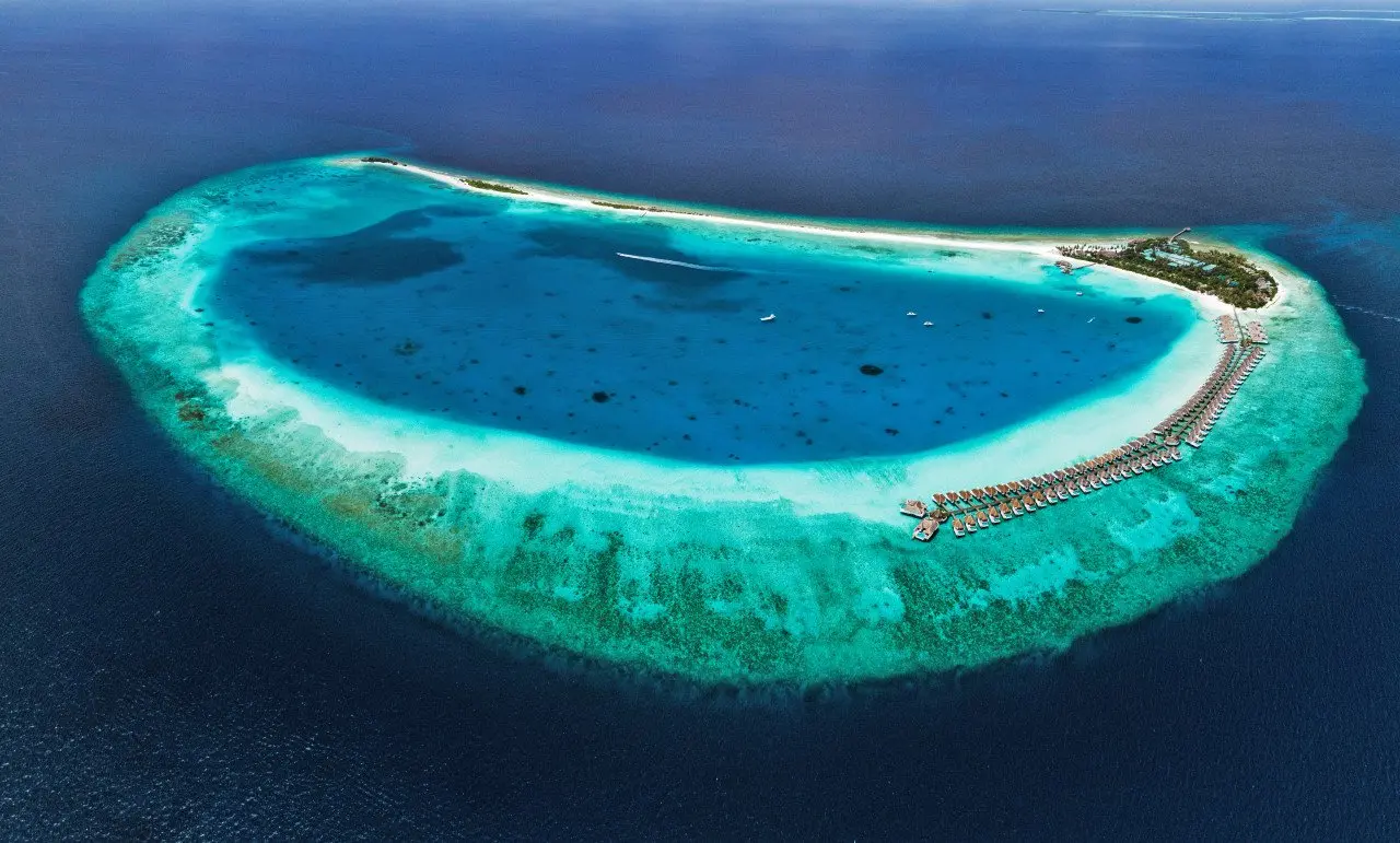 2103_Finolhu Maldives_Hero 4 (Reef-ringed Lagoon)