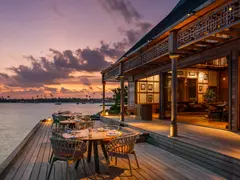 Waldorf_Astoria_Maldives_Ithaafushi_OverWater_Deck