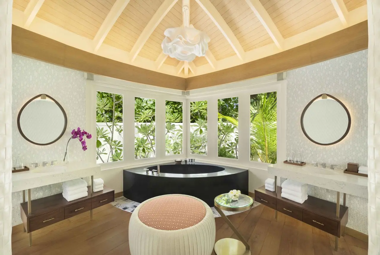 Beach Villa Bathroom