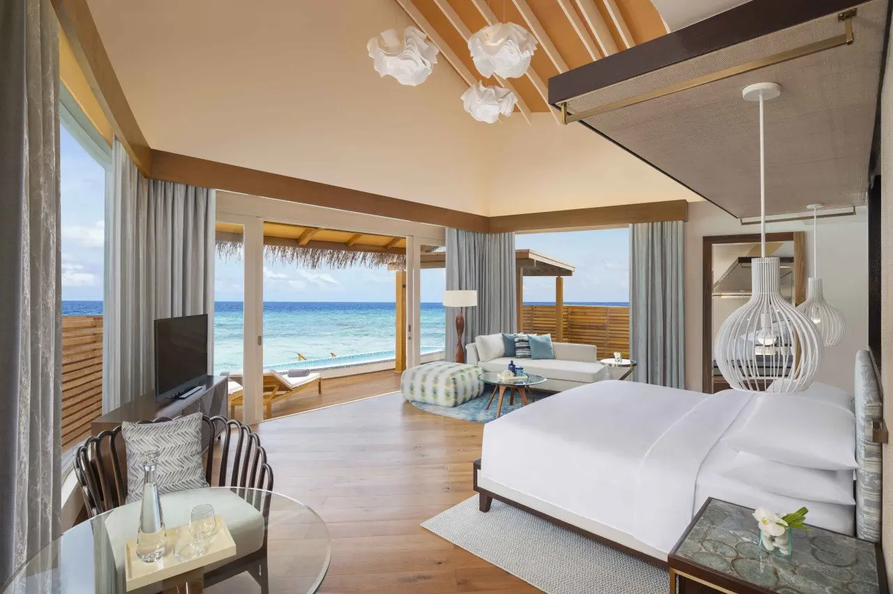 Overwater Pool Villa Sunrise - Bedroom