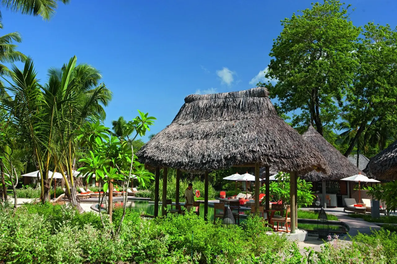 ephelia-seychelles-adam-eve-restaurant-2_hd