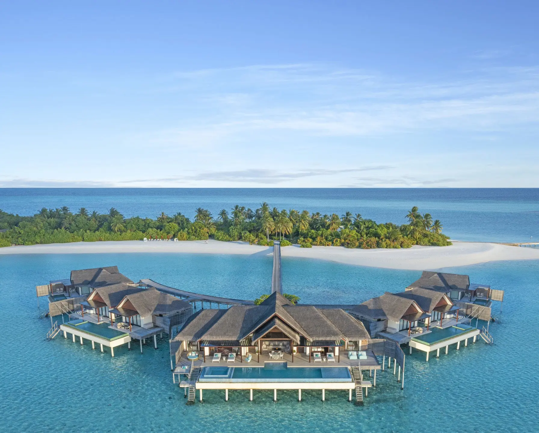 The Crescent - Aerial View_Niyama Private Islands