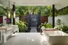 Deluxe_Family_Beach_Pool_Villa_Bathroom_Day