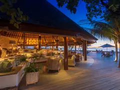 Denis-Private-Island_Restaurant-Lounge-Terrace-001