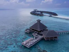 Huvafen Fushi Feeling Koi Ariel Dusk 2