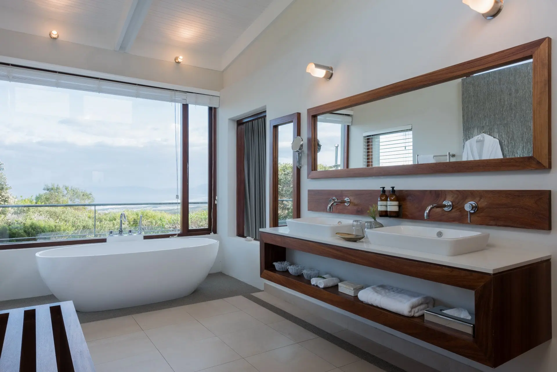 grootbos forest lodge - suite 34 bathroom #5