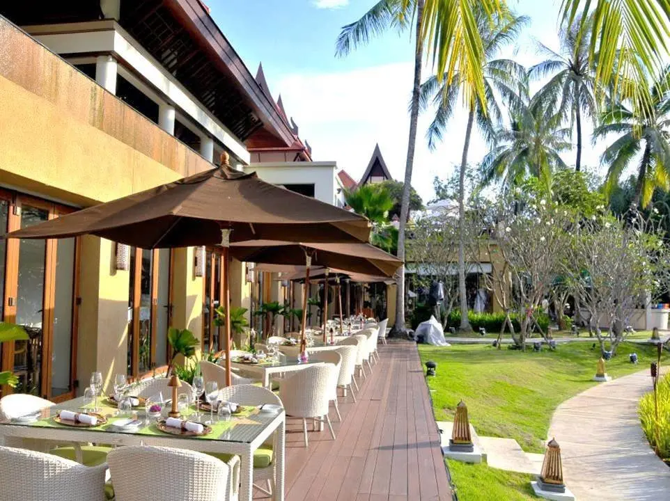 121869164-H1-The_Watercourt_Exterior_-_Banyan_Tree_Phuket