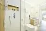 7P_Resort-Suite-Deluxe_Bathroom_2_H