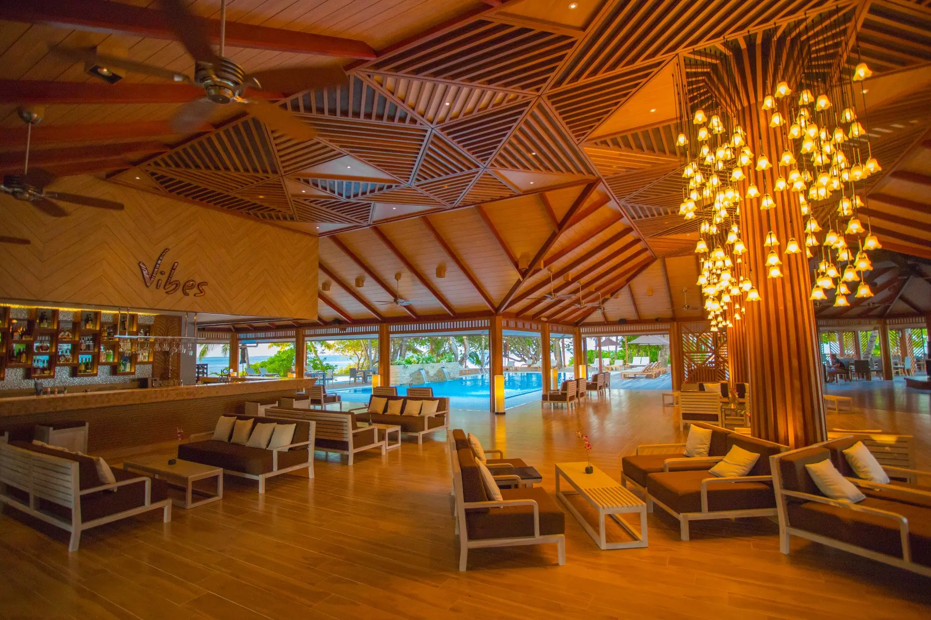 Lily_Beach_Vibes_Interior_bar-1