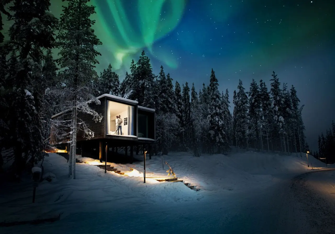 arctic-treehouse-hotel-lapland-rovaniemi-romance-northernlights