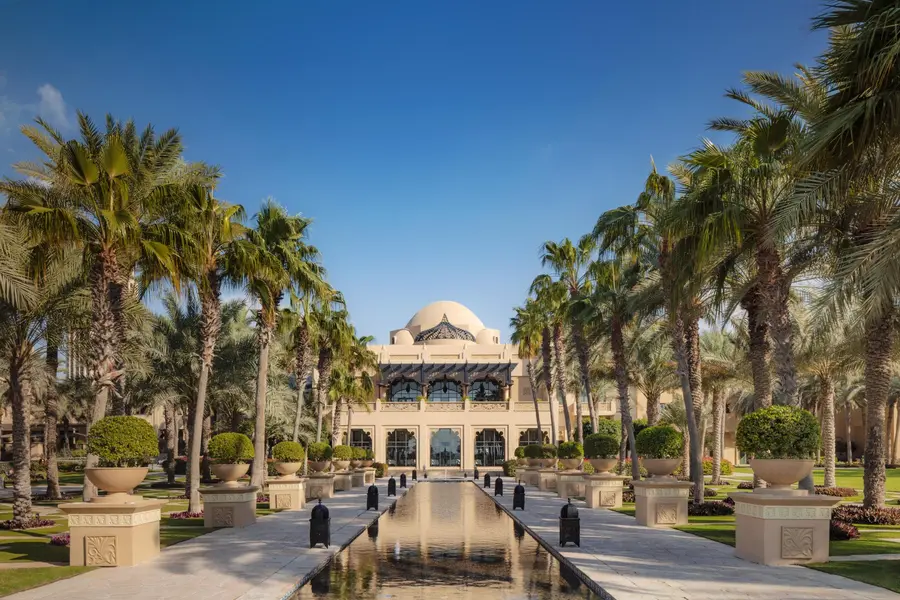OO_RoyalMirage_Exteriors_Esplanade_Wide_Day_0749_MASTER