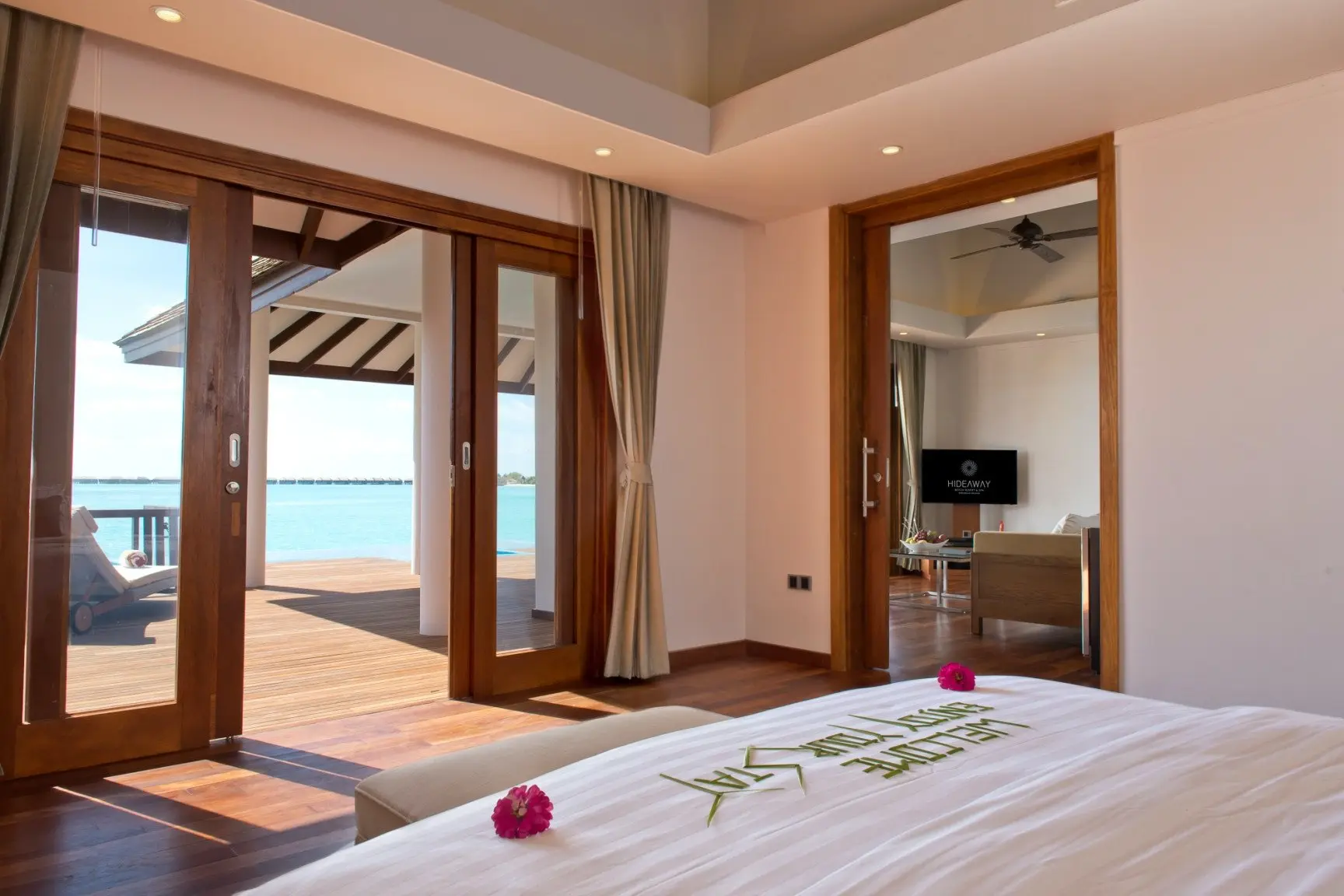 Two-Bedroom-Ocean-villa-with-pool-06_edit