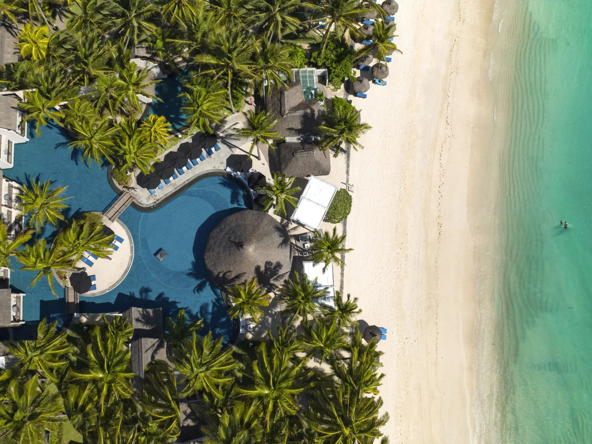 belle-mare-plage-coconut-2022-aerial-01_hd
