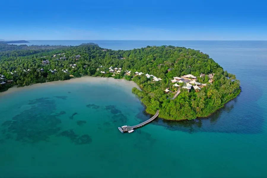 2905_Soneva Kiri - Aerial View of the Resort