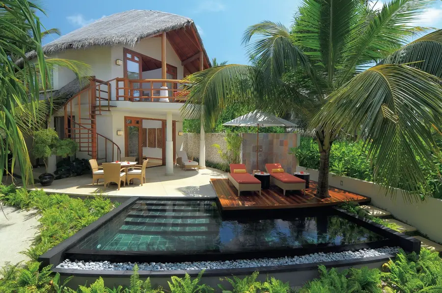 halaveli-maldives-double-storey-beach-villa-9_hd