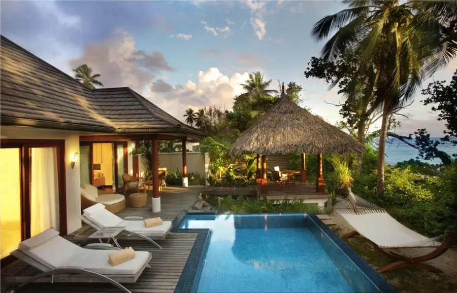 Hilton-Seychelles-Labriz-Resort-and-Spa-Deluxe-Beachfront-Pool-Villa-13