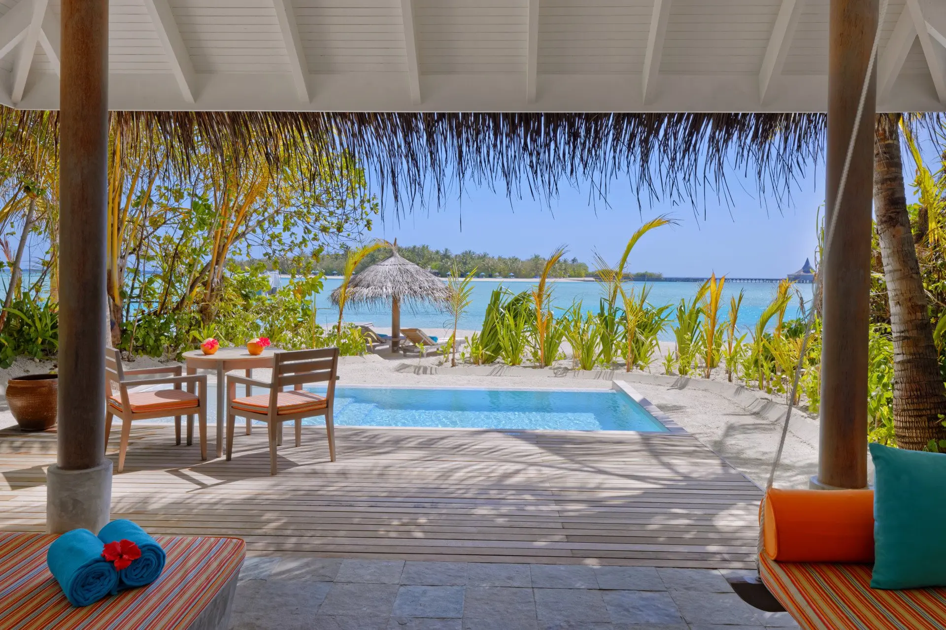 Anantara_Dhigu_Resort_Maldives_Guest_Room_Beach_Pool_Villa_Deck