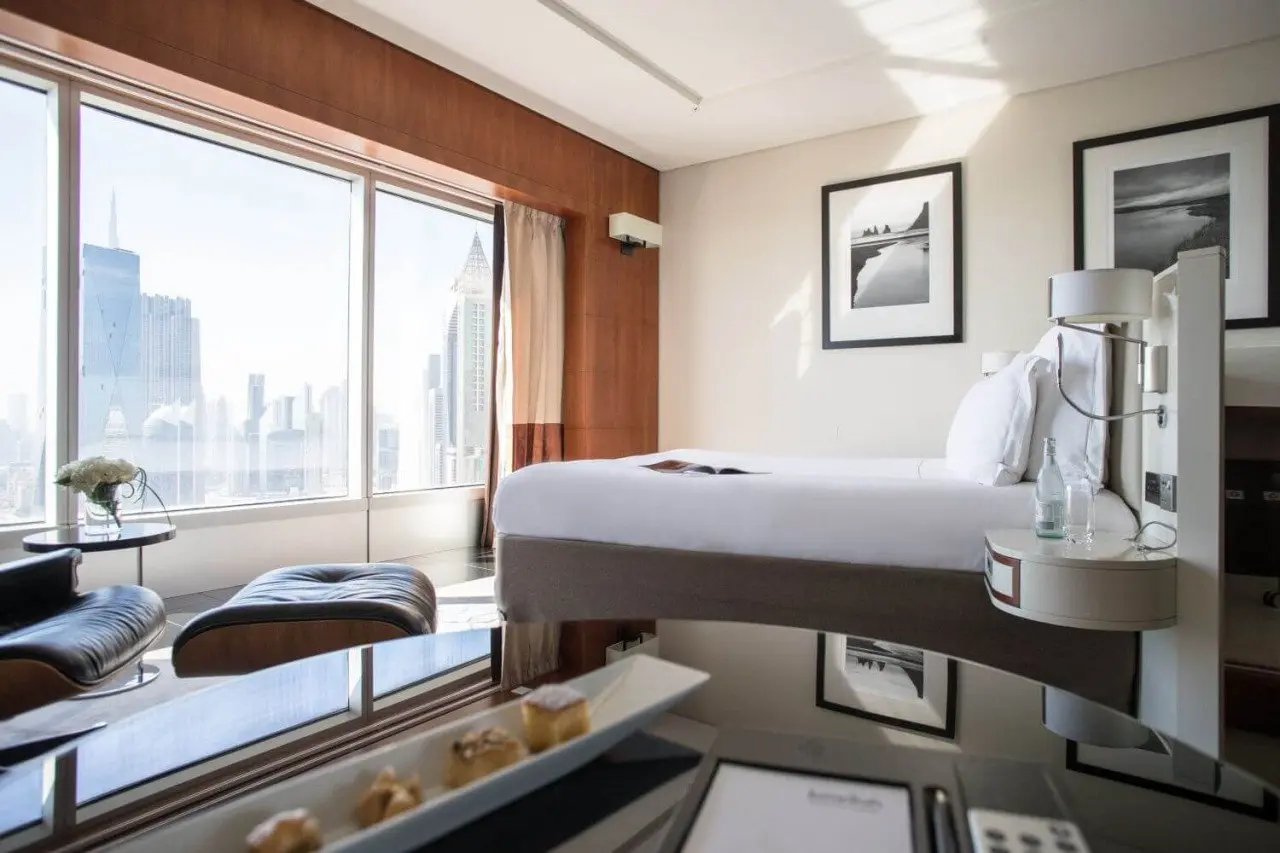 Jumeirah-Emirates-Towers-Premier-Deluxe-Room-2