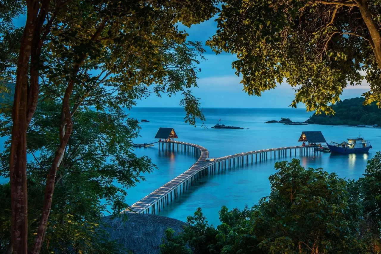 jetty_view_from_treetop_at_dusk