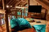 attic_den_tv_play_loft_board_game_jungle_lodge