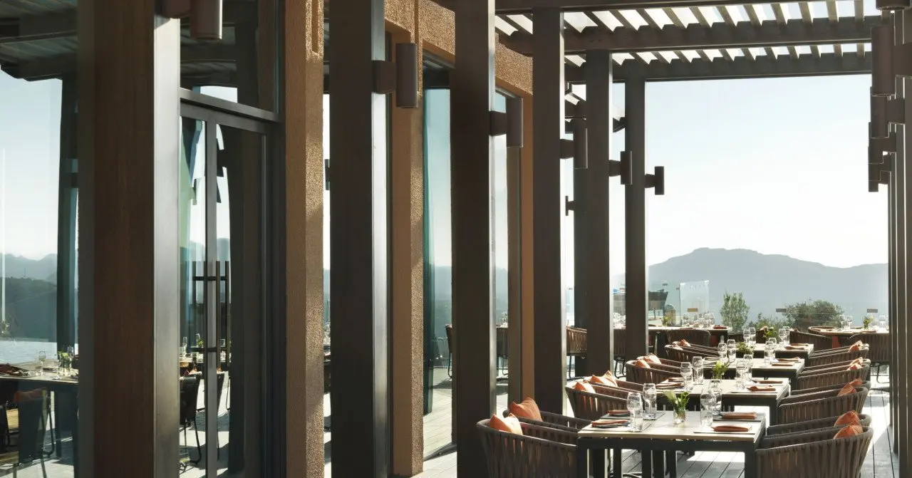 Anantara_Al_Jabal_Al_Akhdar_Resort_Restaurant_Bella_Vista_Italian(1)