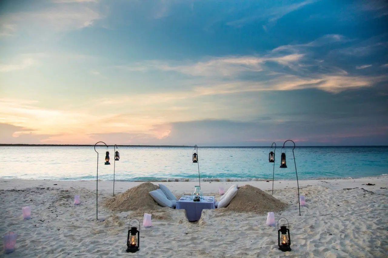 Zanzibar-Mnemba-Island-guest-delight-sandcastle-dinner-setup_1