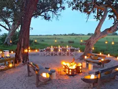 Botswana-Xaranna-Guest-Area-boma-with-lanterns